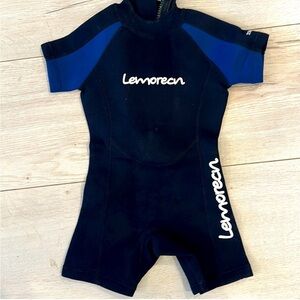 Lemorecn Black and Blue Short Sleeve Wetsuit